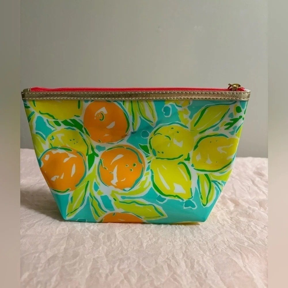 Lilly Pulitzer  Estee Lauder PVC Plastic Floral Lemon Cosmetic Makeup Bag